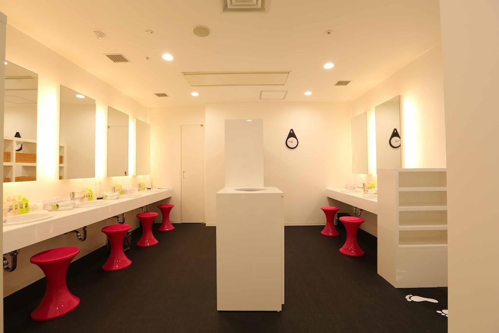 First Cabin Hakata Fukuoka  Buitenkant foto